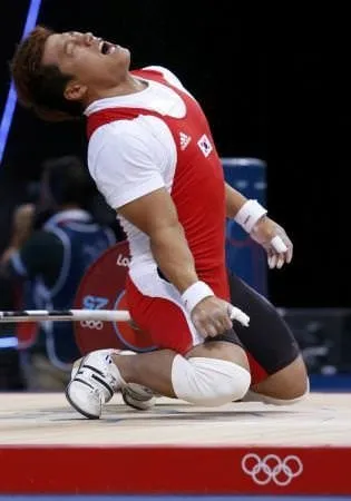 Olimpiyatta feci sakatlık