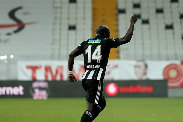 Beşiktaş bombayı patlatıyor! Aboubakar’ın yanına...