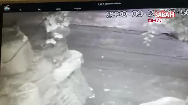 Zeytinburnu'nda iş yerindeki kasadan 350 bin lira çalan hırsızlar kamerada | Video