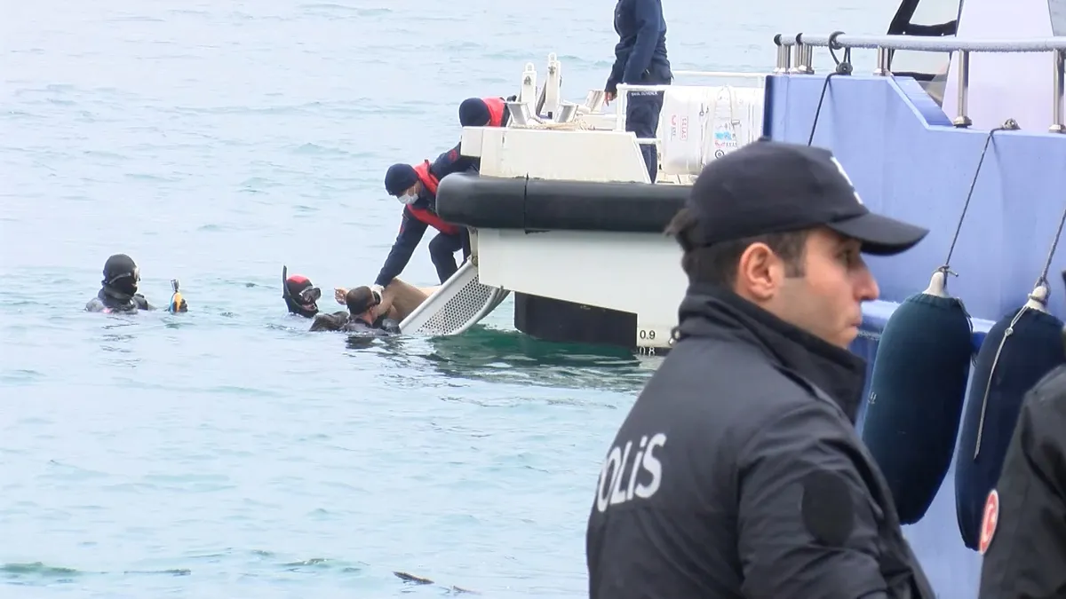 SON DAKİKA… İstanbul Bebek Sahili’nde erkek cesedi bulundu: Kimliği bulundu! SON DAKİKA… İstanbul Bebek Sahili’nde erkek cesedi bulundu: Kimliği bulundu!