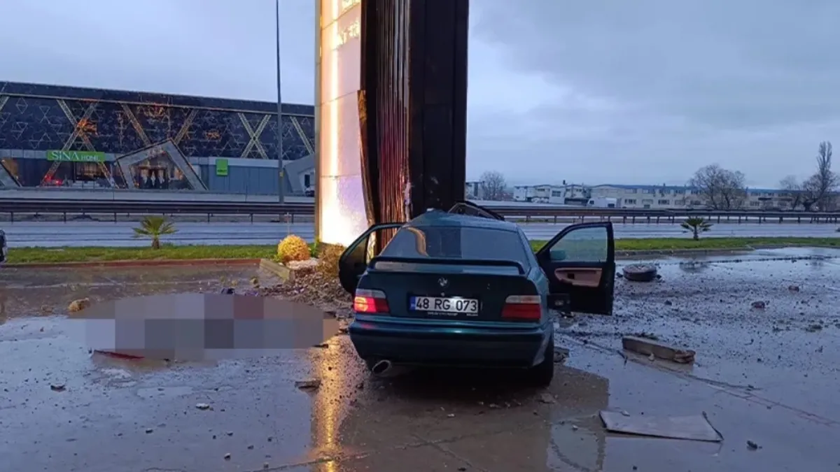 Bayram yolu kana bulandı: 1 ölü, 2 yaralı