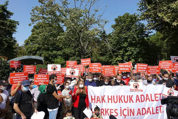 Gazete satış büfesi sahiplerinden İBB'ye kira zammı protestosu