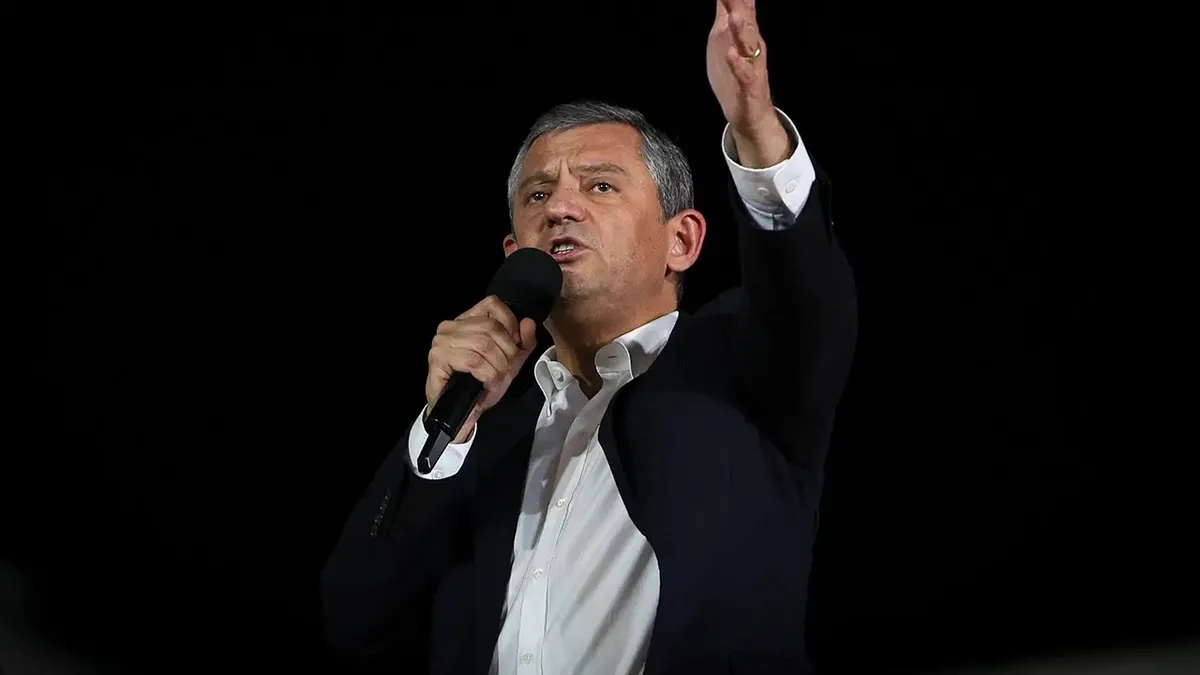 Özgür Özel'den yeni sokak çağrısı: A Haber'e tehditler savurdu!