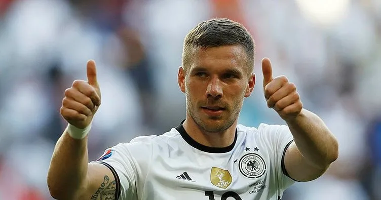 Lucas Podolski için sürpriz transfer iddiası!