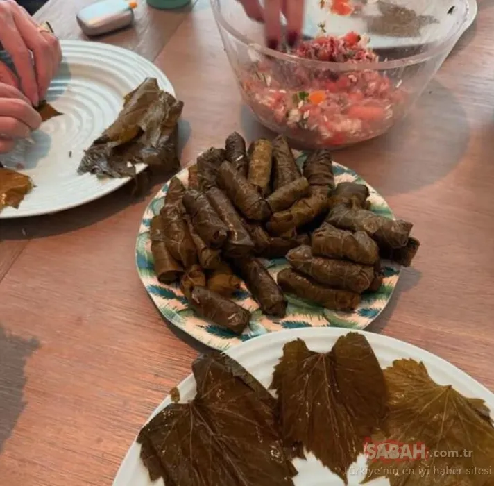Mutfaktaki hünerlerini sergiledi! Bella Hadid yaprak sarma sardı!