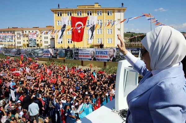 Cumhurbaşkanı Erdoğan'ın Siirt 6. Olağan İl Kongresi'nden yansıyan kareleri