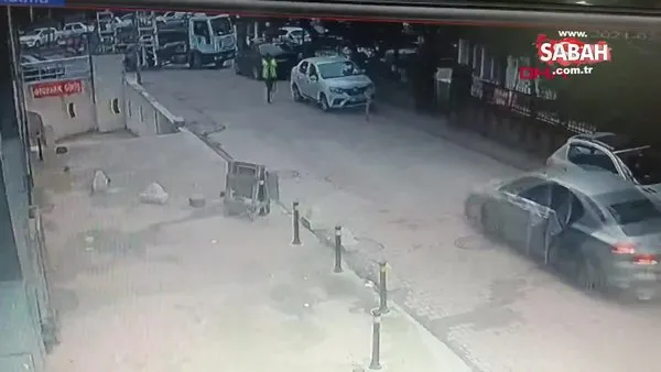 İstanbul Esenyurt'ta otomobil hırsızlarını trafik polisi ateş açarak durdurmaya çalıştı | Video