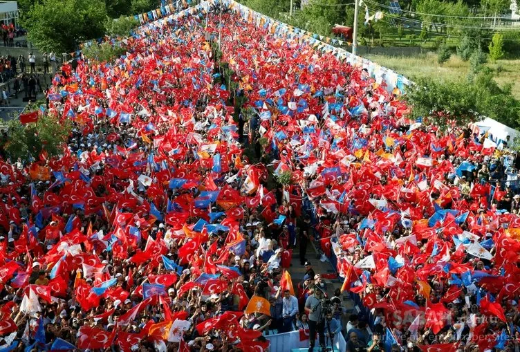 Cumhurbaşkanı Erdoğan'a Diyarbakır'da sevgi seli - 24 hazirana doğru