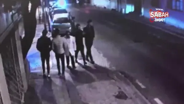 İstanbul Küçükçekmece'deki motosiklet hırsızları kamerada