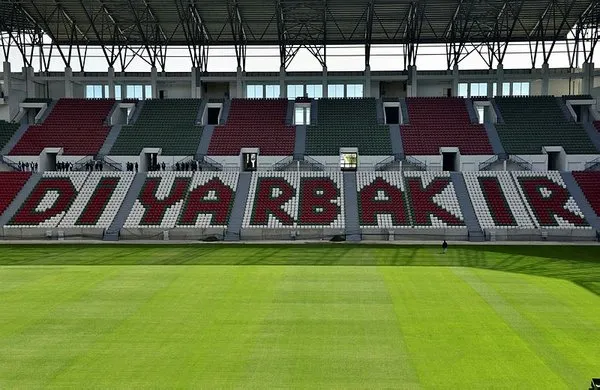 Diyarbakır Stadyumu Türkiye Kupası finaline hazırlanıyor