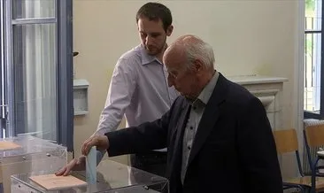 Yunanistan’da halk yerel seçim için sandık başında