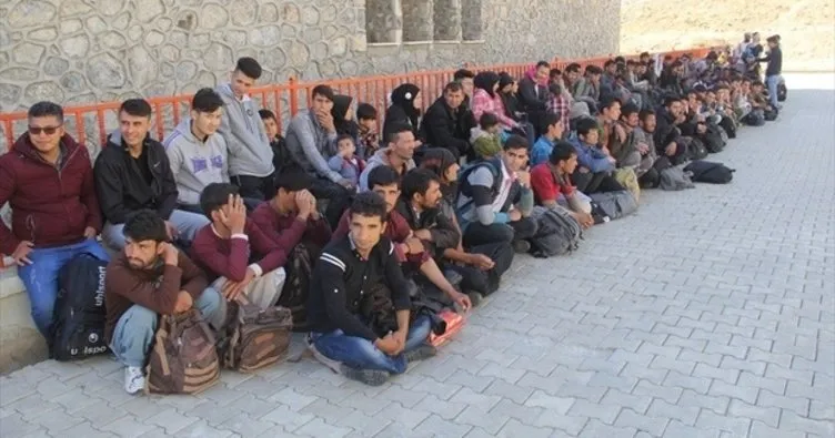 Başkale’de 118 kaçak göçmen yakalandı
