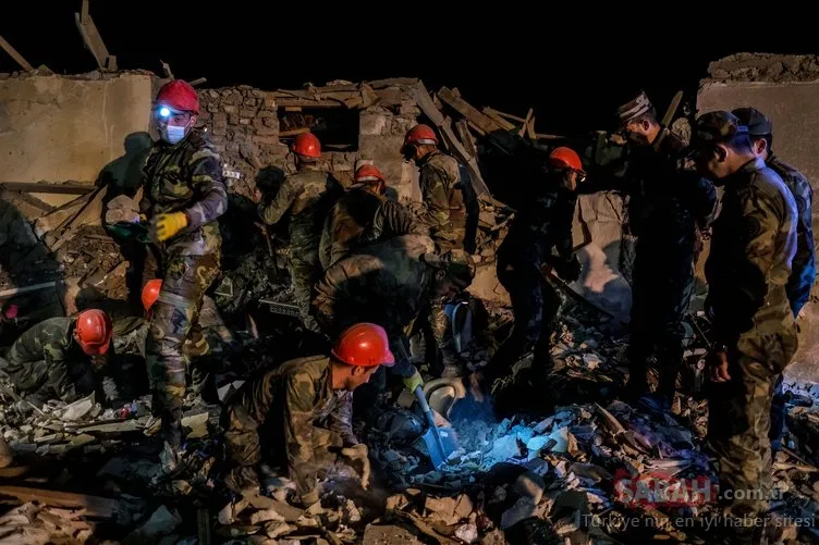 Sözün bittiği yer! Ermenistan ordusunun katlettiği minik Narin gözyaşları içerisinde toprağa verildi