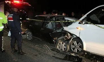 Manisa’da minibüs ile otomobil çarpıştı: 2 ölü, 5 yaralı