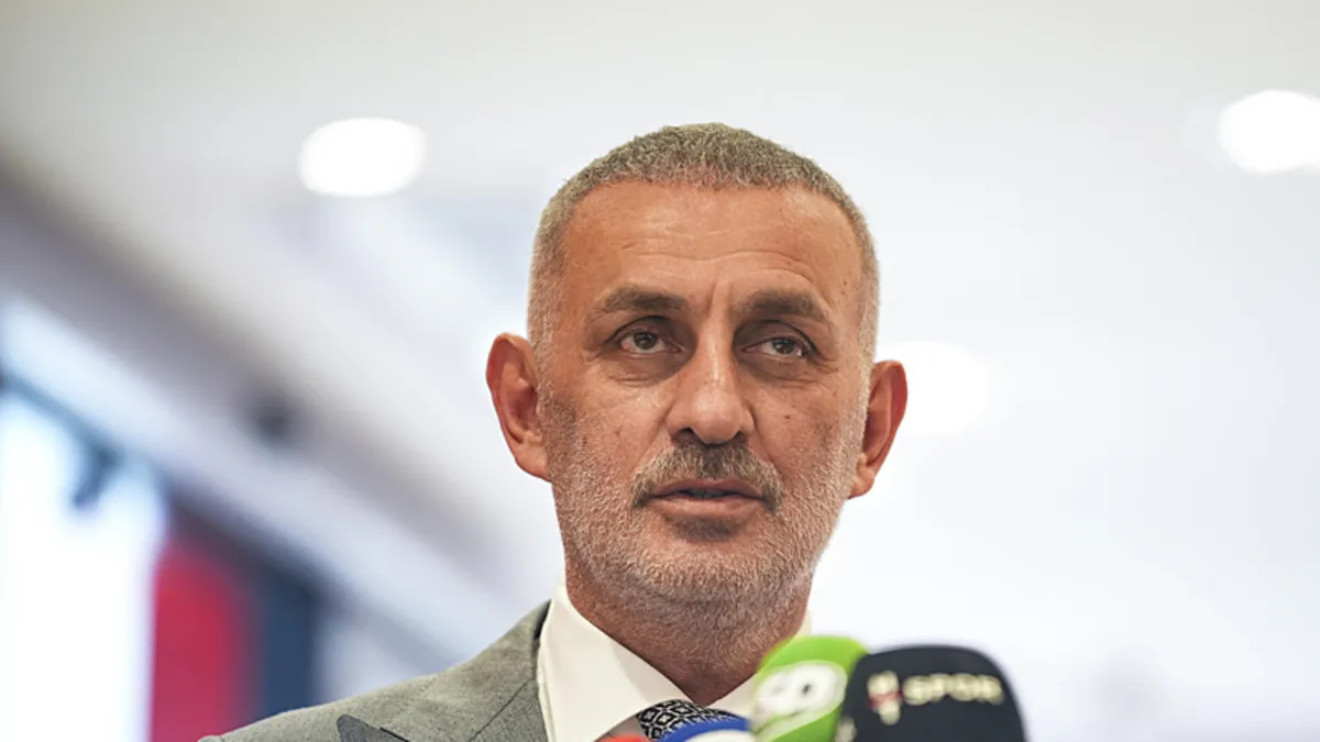 İbrahim Hacıosmanoğlu: Tarihin en karakterli kadrosu! İbrahim Hacıosmanoğlu: Tarihin en karakterli kadrosu!