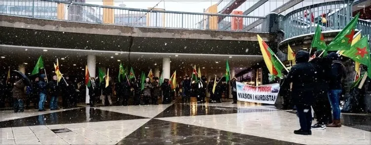İsveç’te skandal görüntü! Pençe-Kılıç Harekatı PKK/YPG yandaşlarını panikletti: ’NATO anlaşmasını iptal edin!’