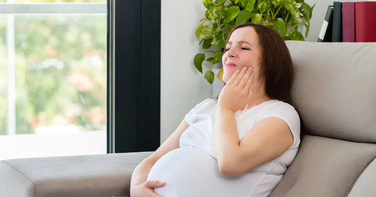 Hamilelik döneminde diş bakımına dikkat!