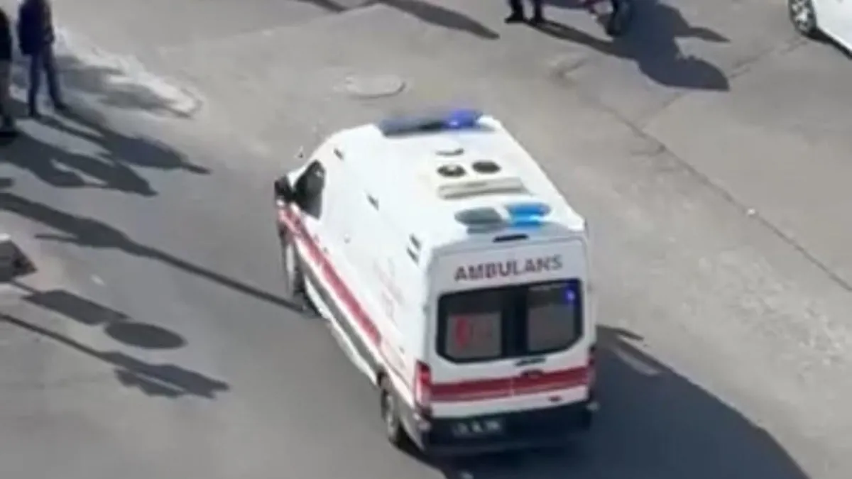 Diyarbakır'da feci kaza! Otomobil devrildi; 3'ü çocuk 6 yaralı