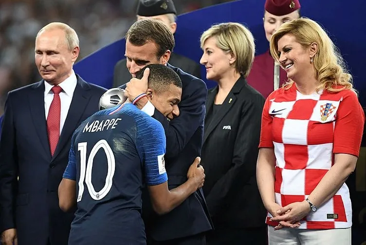 Son dakika: Futbol gündemine bomba gibi düşen iddia! Macron Kylian Mbappe için devrede…