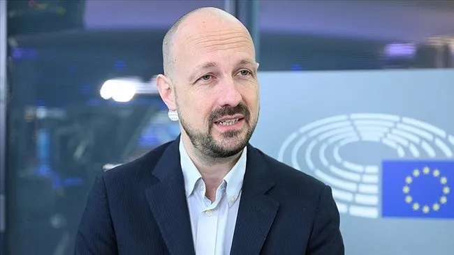 AP, İsrail’in İran’a saldırısını kınamayı reddetti