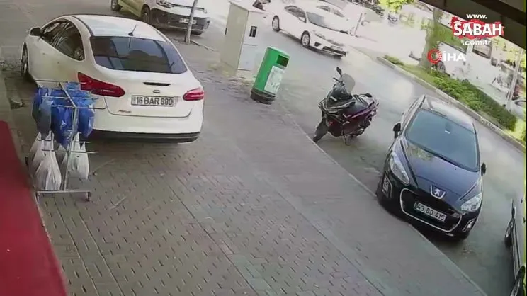 Antalya'da kaza yapıp kaçan sürücü hastaneye gelince yakalandı! Kaza anı kamerada...