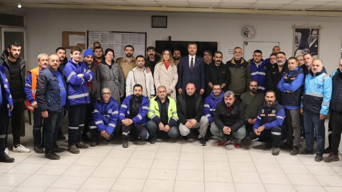 CHP'li başkan tatil sefasını bıraktı yurda döndü: İşçilerden SABAH’a teşekkür: Sesimizi duyurdunuz