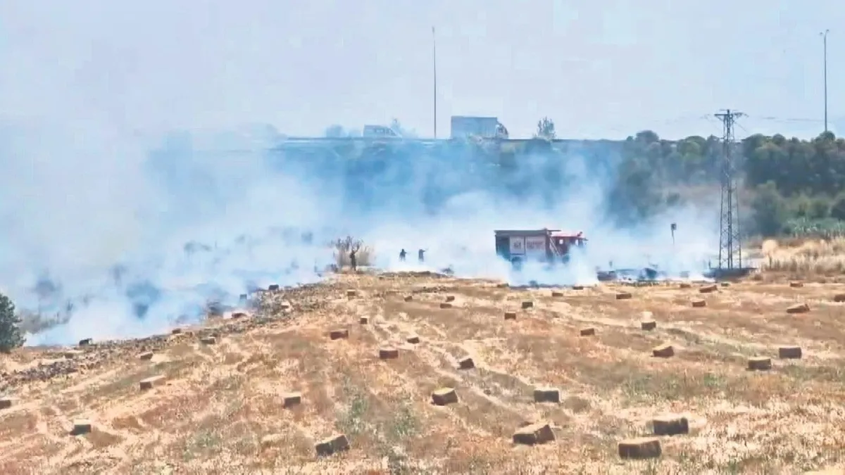 Büyükçekmece ve Silivri’de korkutan anız yangını