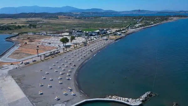 aliaga-plajlari-tatilcileri-agirlamaya-hazir-1751034372355.jpg