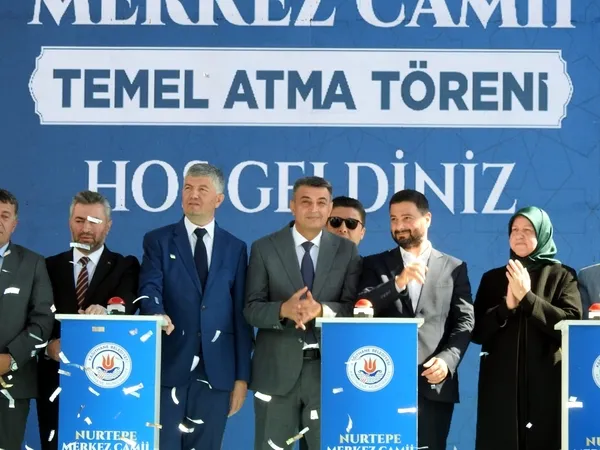nurtepe-merkez-camiinin-temeli-dualarla-atildi-1790343229601.jpg
