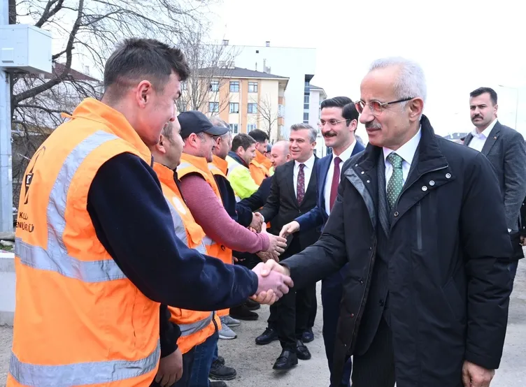 Bolu’ya müjde! Bakan Uraloğlu açıkladı: Şehir geçişi ve E5 trafiği rahatlayacak
