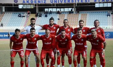 Fuat Bavuk 5 gol attı Serik, Pazarspor’u rahat geçti