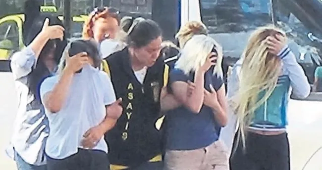 Çaça Ayça ile üç arkadaşına tahliye