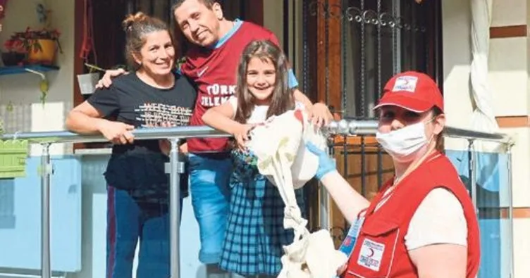 Kızılay, 2 bin adet pide dağıttı