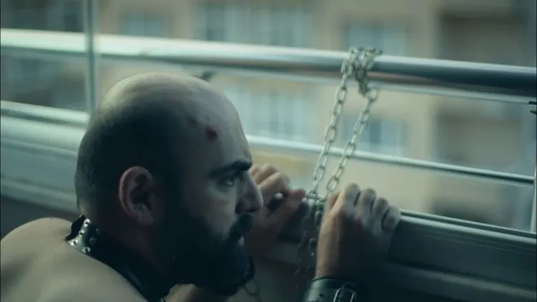 Ünlü oyuncu Kıvanç Kılınç o yorumu affetmedi: Köpek Kuki!