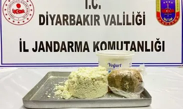 Jandarma ekipleri yakaladı: Yoğurt kovasındaki peynirin içine gizlemiş! #diyarbakir