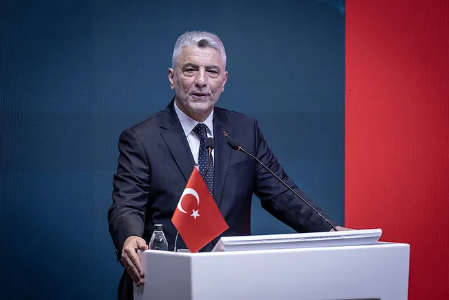 bakan-bolat-acikladi-internetten-alisveris-45-trilyon-liraya-ulasti-1778602438354.jpeg