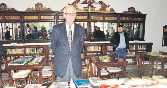 tarihi borsa kahvesi kutuphaneye