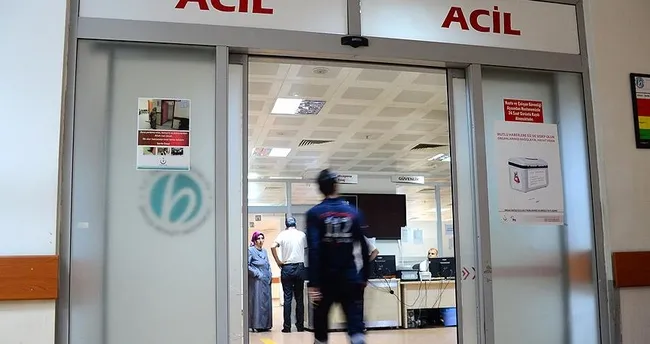 Beylikdüzü’nde gençlerin kavgasına aileler de dahil oldu: 2 yaralı Beylikdüzü’nde gençlerin kavgasına aileler de dahil oldu: 2 yaralı