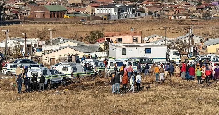 Güney Afrika’da 3 eğlence mekanına düzenlenen saldırılarda en az 21 kişi öldü