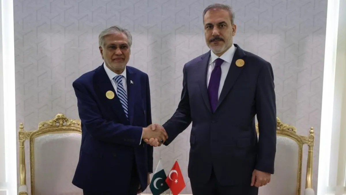 Dışişleri Bakanı Fidan, Pakistanlı mevkidaşı Dar ile görüştü Dışişleri Bakanı Fidan, Pakistanlı mevkidaşı Dar ile görüştü