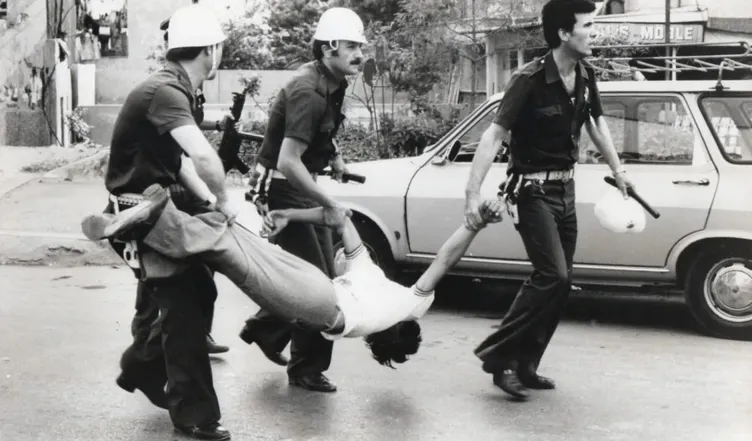 Demokrasinin kara lekesi! Ölümün ve acının 44 yıllık yarası: 12 Eylül darbesi