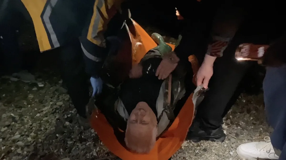 Bursa’da denizde can pazarı: Baba-oğul ölümden döndü! Bursa’da denizde can pazarı: Baba-oğul ölümden döndü!