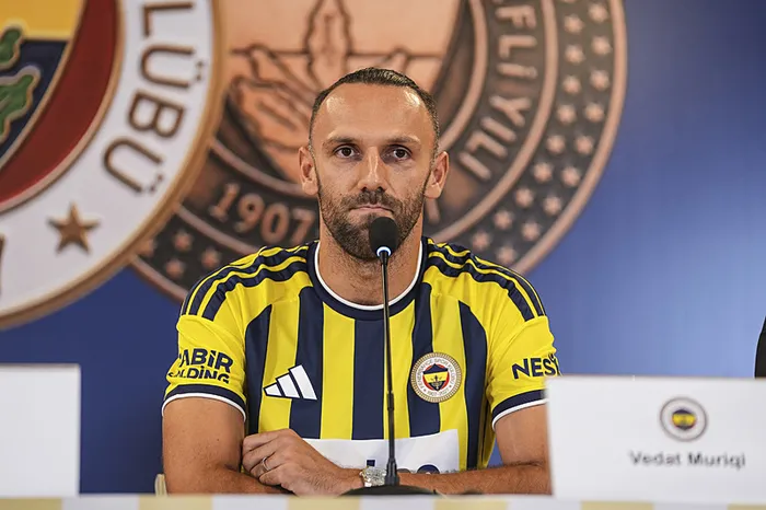 son-dakika-fenerbahcenin-uefa-kadrosunda-degisiklik-vedat-muriqi-karari-1785506276905.jpeg