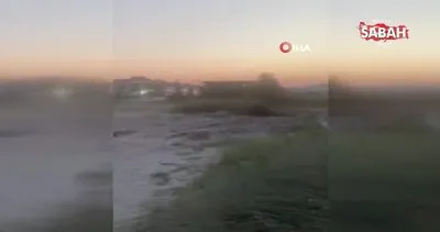 Kınıklı Deresinden Marmara Denizine simsiyah akan pis sular böyle görüntülendi | Video