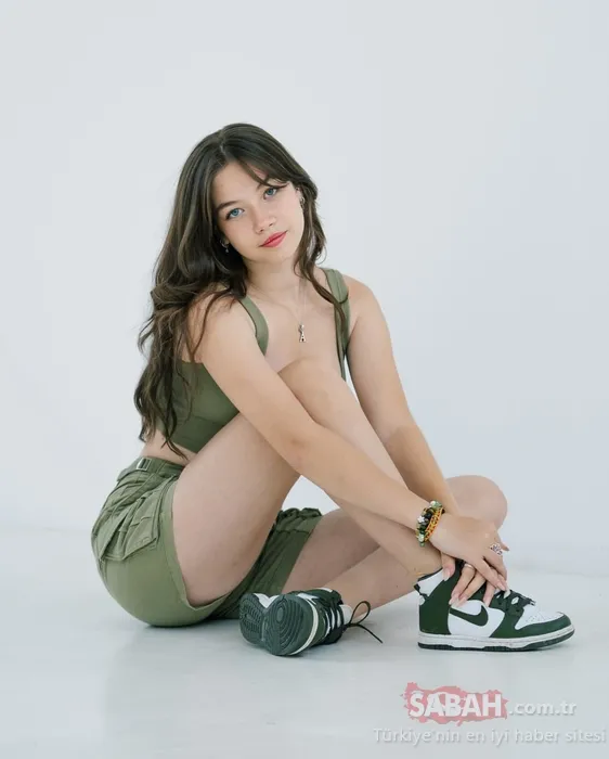 Bunu kimse bilmiyor! Alisa Sezen Sever bu kez çok şaşırttı! Bahar dizisinin Umay’ı Alisa Sezen Sever aslında…