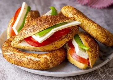 Poğaça sandviç tarifi: Doyurucu bir kahvaltı alternatifi