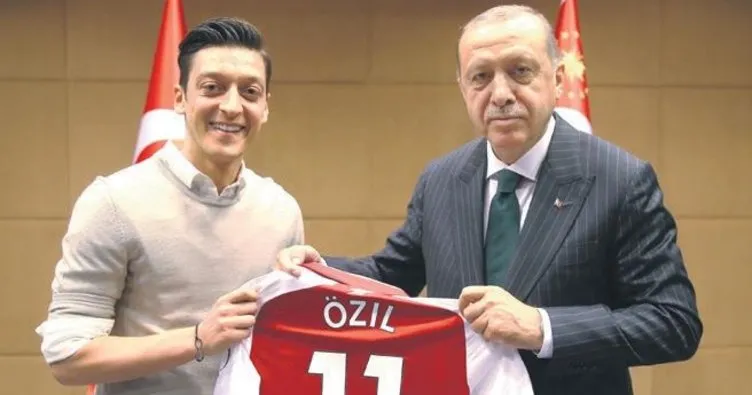 Mesut Özil: Hâlâ haksızlık yapıyorlar