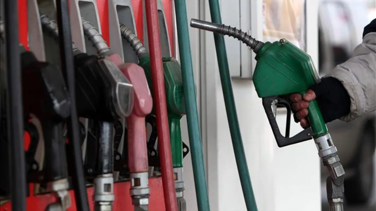 Akaryakıta Eşel mobil kalkanı! Bakan Şimşek: Mazota küresel şok vatandaşa yansımıyor haber görseli