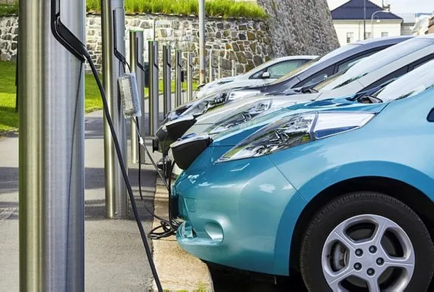 ELEKTRİKLİ ARAÇLAR KONUŞULDU