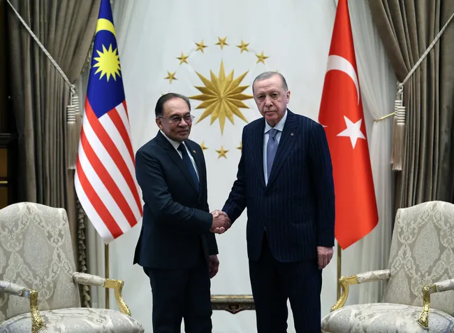 Malezya Başbakanı İbrahim'den Başkan Erdoğan'a övgü dolu sözler: